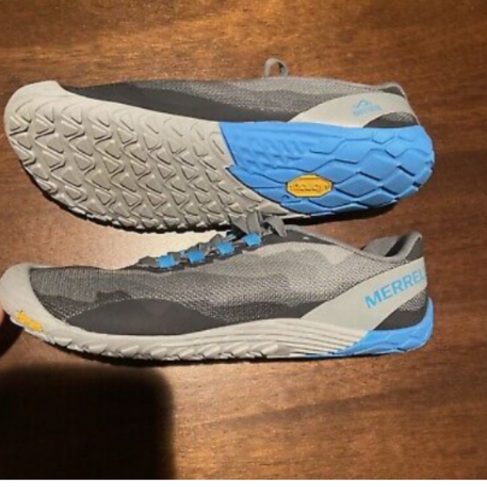 Barefoot Merrell 4 shoe's